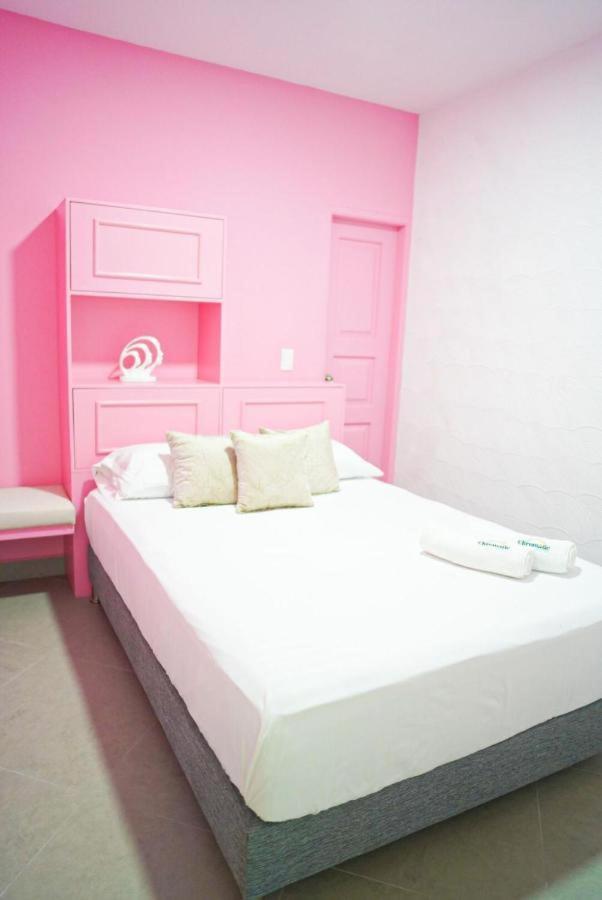 Hotel Chromatic Guatapé Buitenkant foto